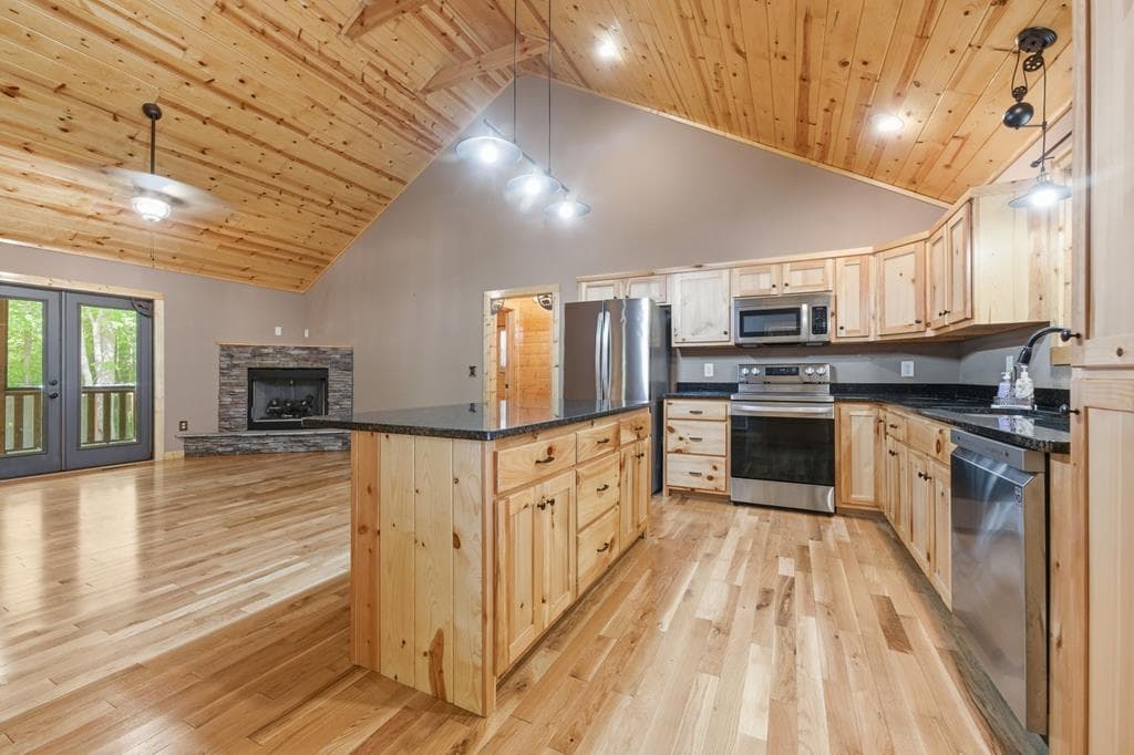 305 Woodcrest Drive, Murphy NC 28906 - Photo