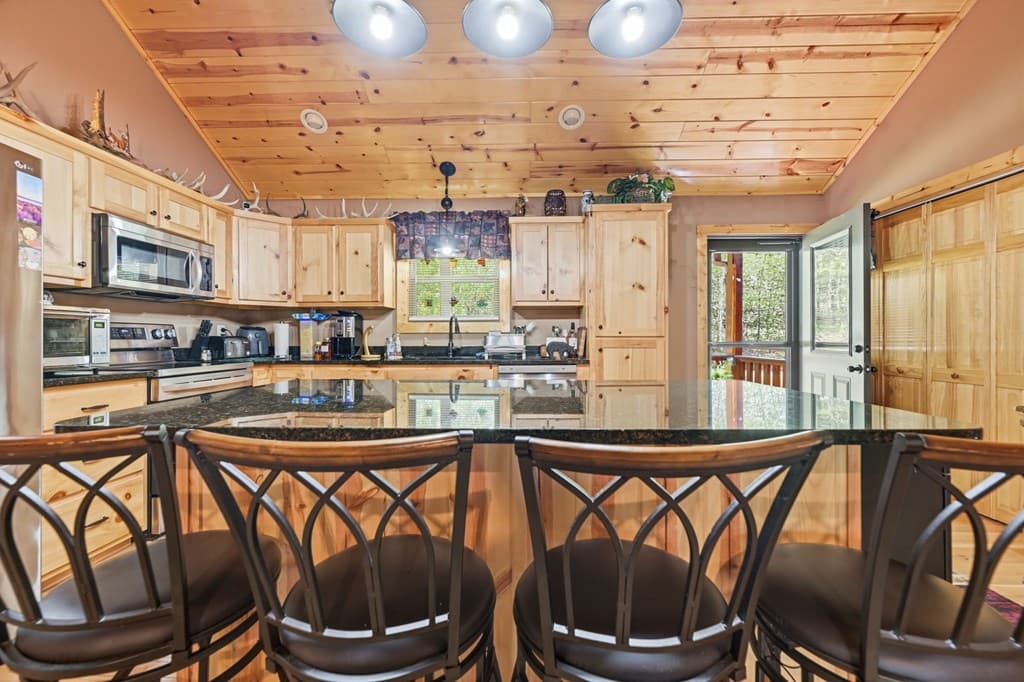 305 Woodcrest Drive, Murphy NC 28906 - Photo
