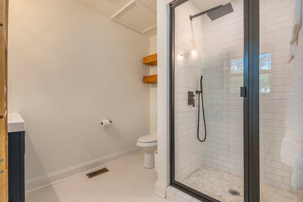 834 Lower Bell Creek Road, Hiawassee GA 30546 - Photo
