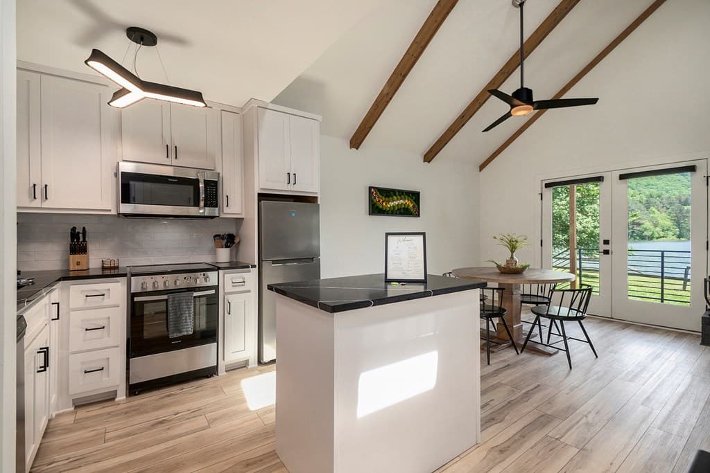 834 Lower Bell Creek Road, Hiawassee GA 30546 - Photo