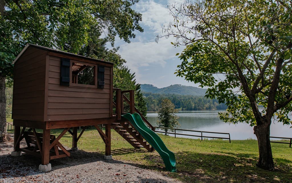 834 Lower Bell Creek Road, Hiawassee GA 30546 - Photo