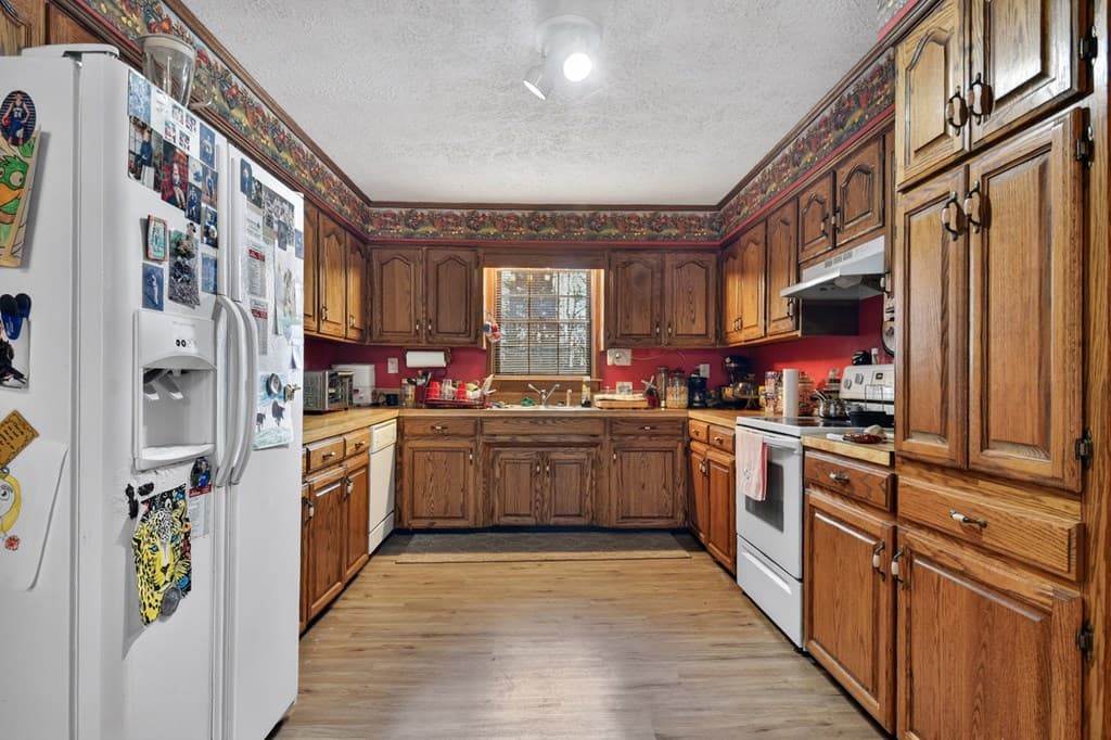 788 Lake Forest Drive, Blue Ridge GA 30513 - Photo