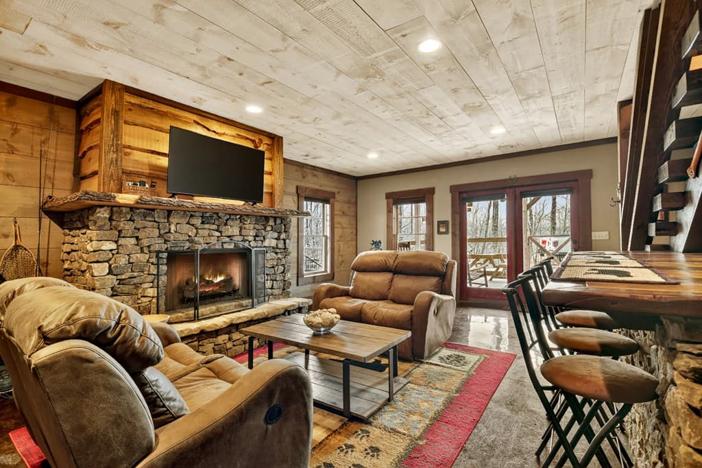 389 Toccoa Preserve Lane, Blue Ridge GA 30513 - Photo