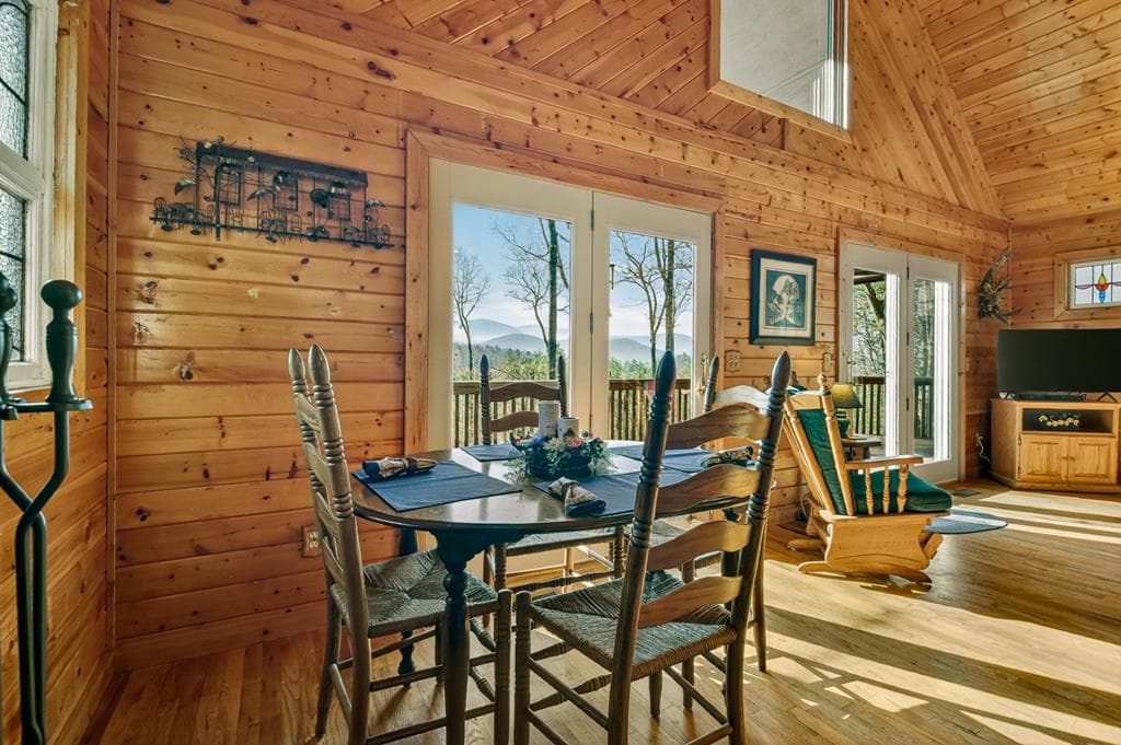 1183 Bear Paw Trail, Blue Ridge GA 30513 - Photo