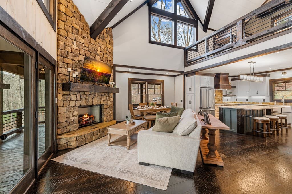 895 Price Road, Blue Ridge GA 30513 - Photo