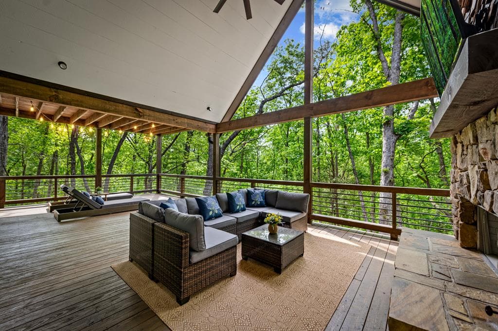 895 Price Road, Blue Ridge GA 30513 - Photo