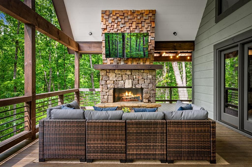 895 Price Road, Blue Ridge GA 30513 - Photo