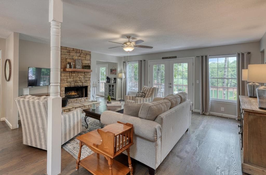 176 Madison Avenue, Blairsville GA 30512 - Photo