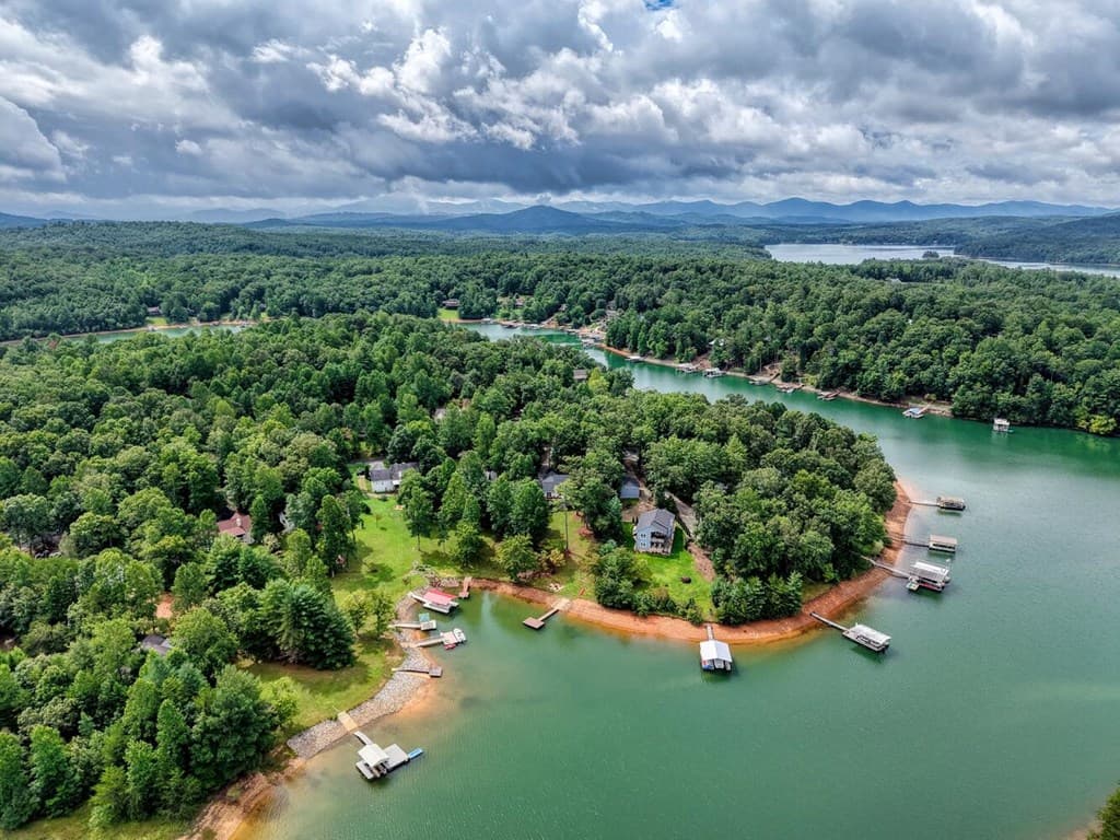 176 Madison Avenue, Blairsville GA 30512 - Photo