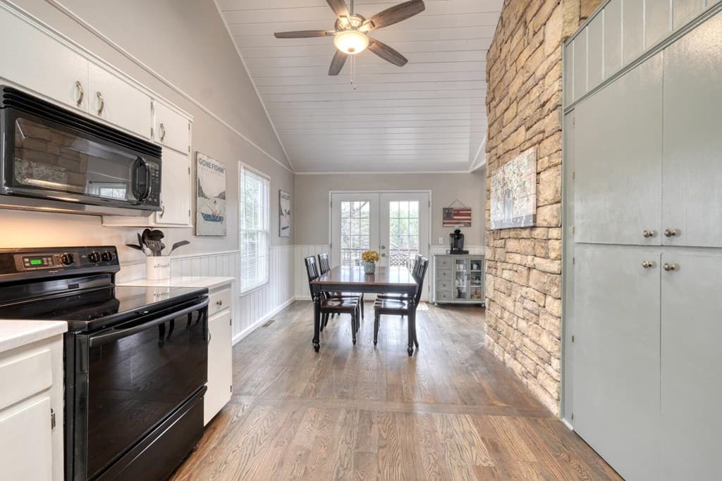 176 Madison Avenue, Blairsville GA 30512 - Photo