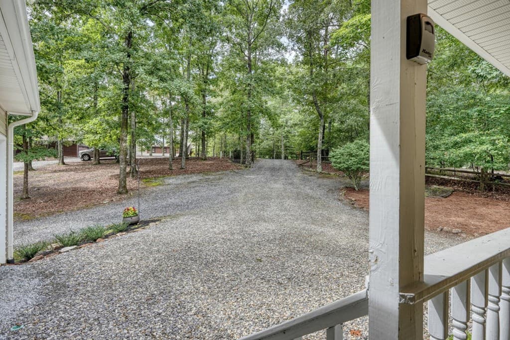 176 Madison Avenue, Blairsville GA 30512 - Photo