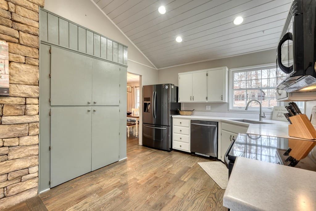 176 Madison Avenue, Blairsville GA 30512 - Photo