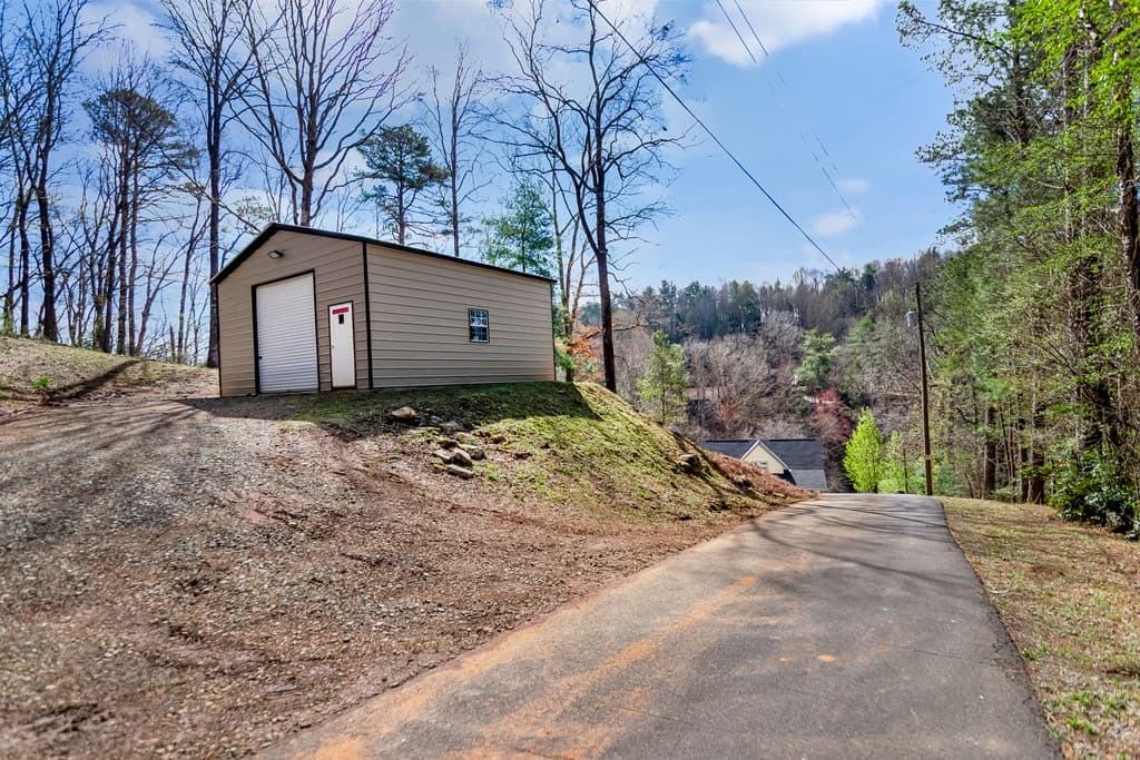 105 Riveredge Drive, Ellijay GA 30536 - Photo