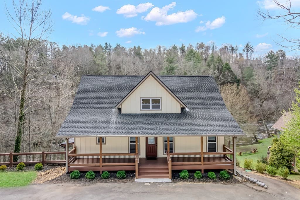 105 Riveredge Drive, Ellijay GA 30536 - Photo