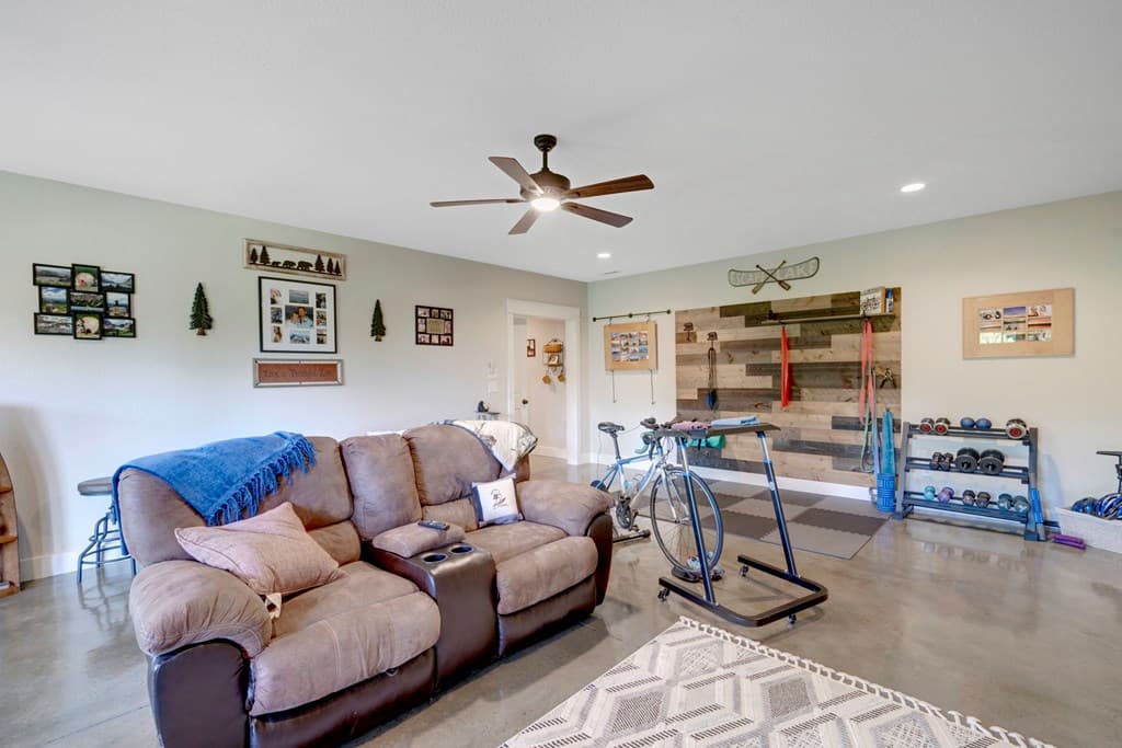 2079 Gallatin Road, Young Harris GA 30582 - Photo