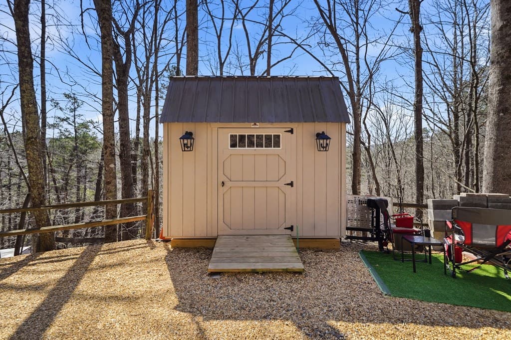 40 9th Street, Ellijay GA 30540 - Photo