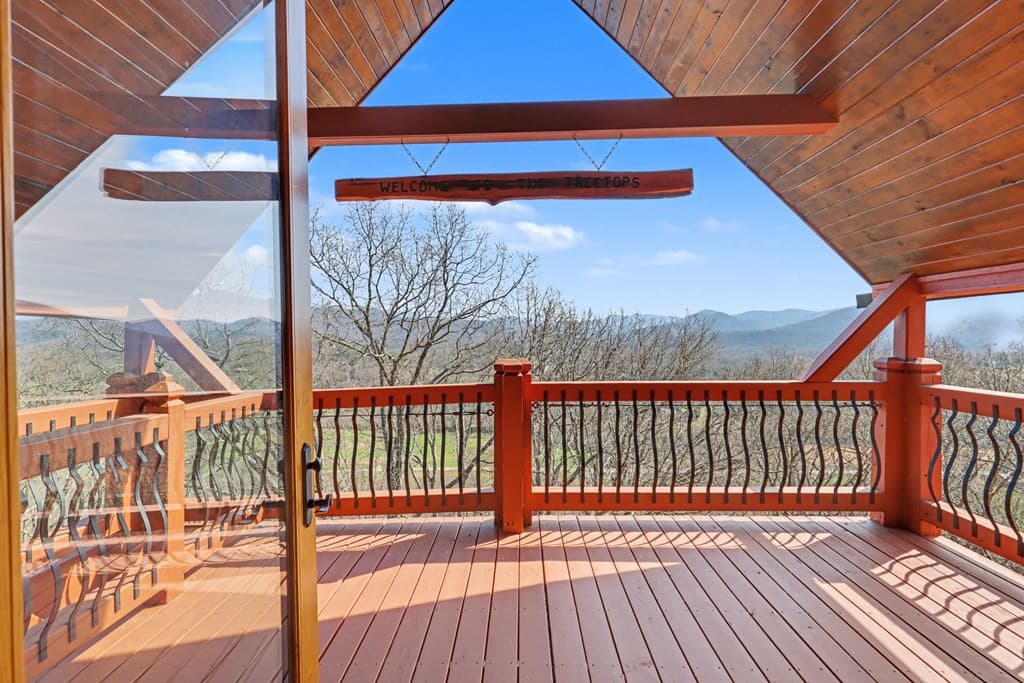 1613 Clark Drive, Hiawassee GA 30546 - Photo