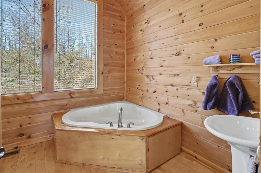 1613 Clark Drive, Hiawassee GA 30546 - Photo