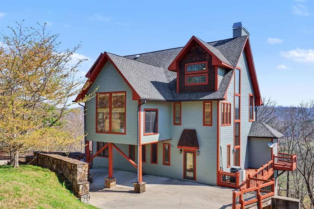 1613 Clark Drive, Hiawassee GA 30546 - Photo