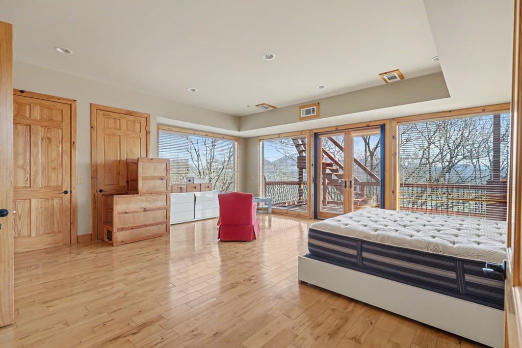 1613 Clark Drive, Hiawassee GA 30546 - Photo