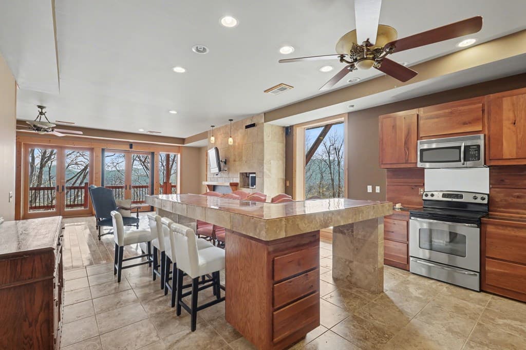 1613 Clark Drive, Hiawassee GA 30546 - Photo