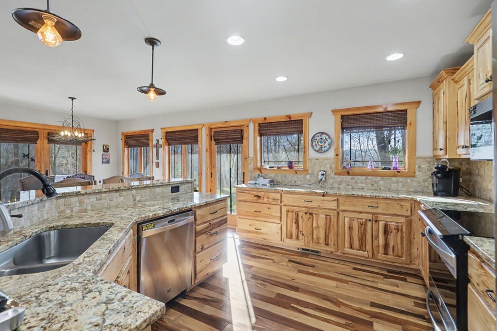 4760 Anderson Road, Hiawassee GA 30546 - Photo
