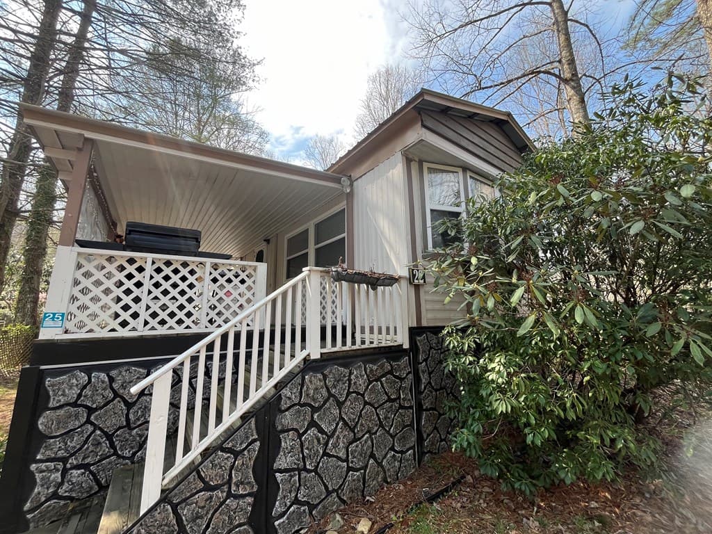 22 Leisure Woods Circle, Hiawassee GA 30546 - Photo