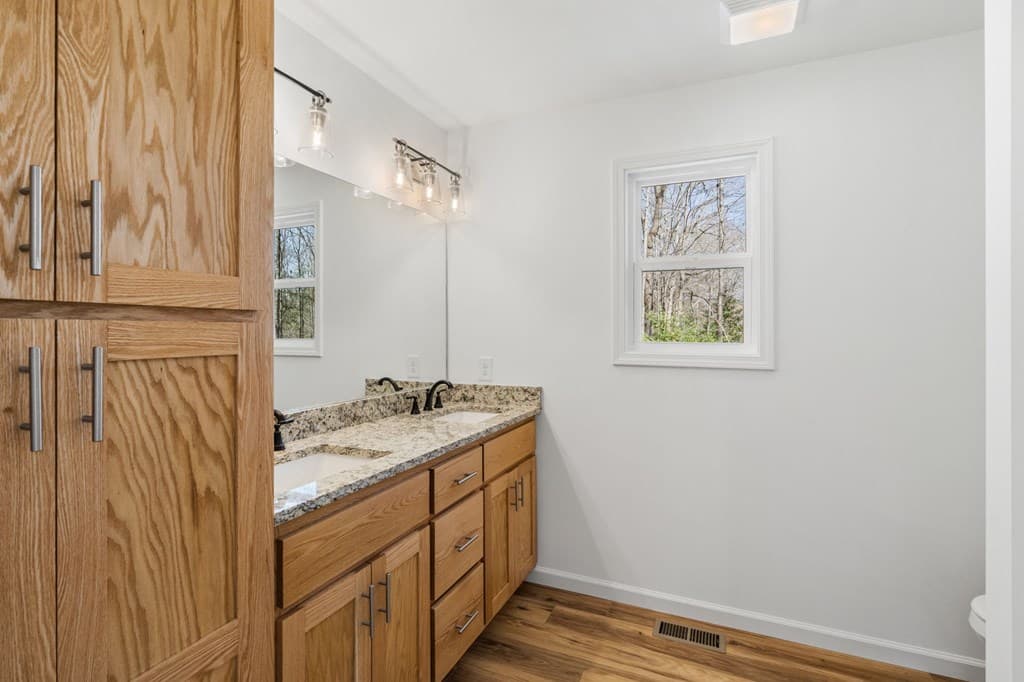 2086 Woodlake Lane, Young Harris GA 30582 - Photo