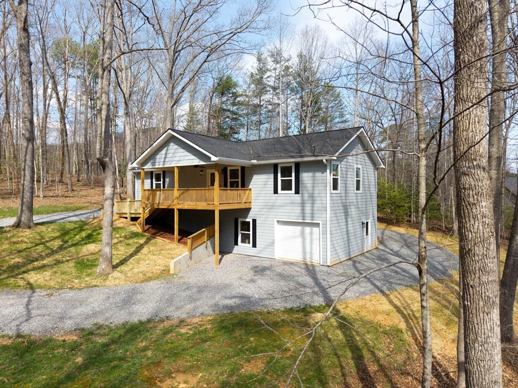 2086 Woodlake Lane, Young Harris GA 30582 - Photo