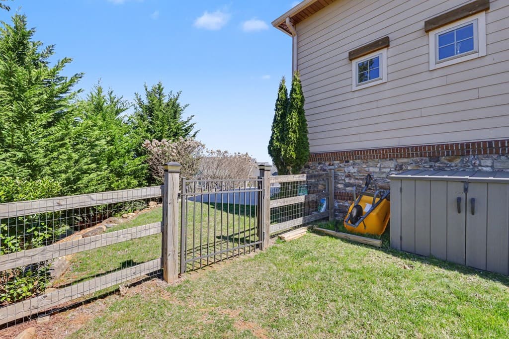 899 Ridge Pointe Way, Blairsville GA 30512 - Photo