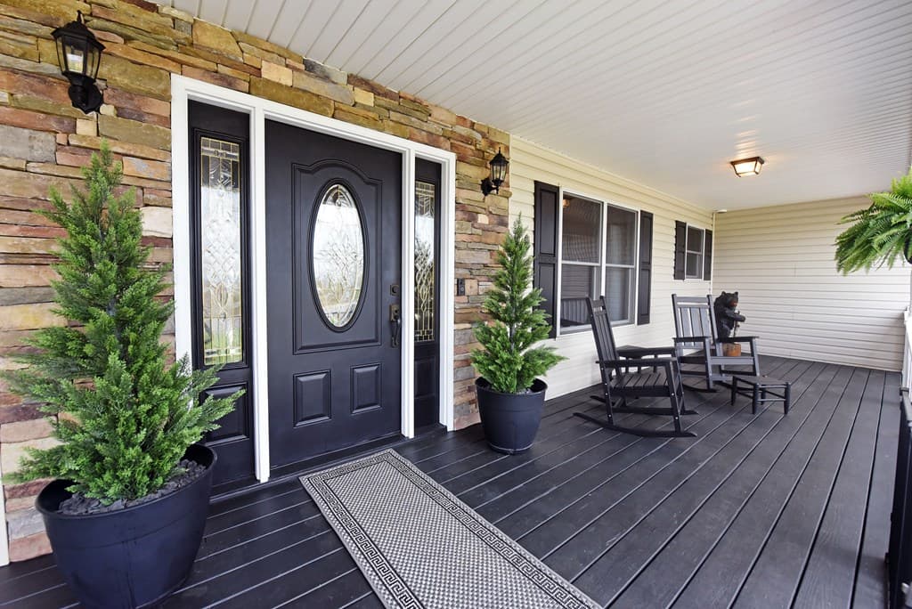 135 W Longview Drive, Blairsville GA 30512 - Photo