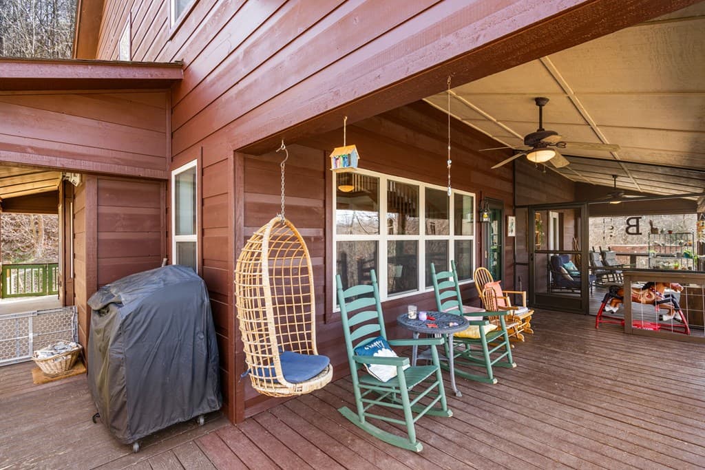 961 S Brooks Cove Road S, Hayesville NC 28904 - Photo