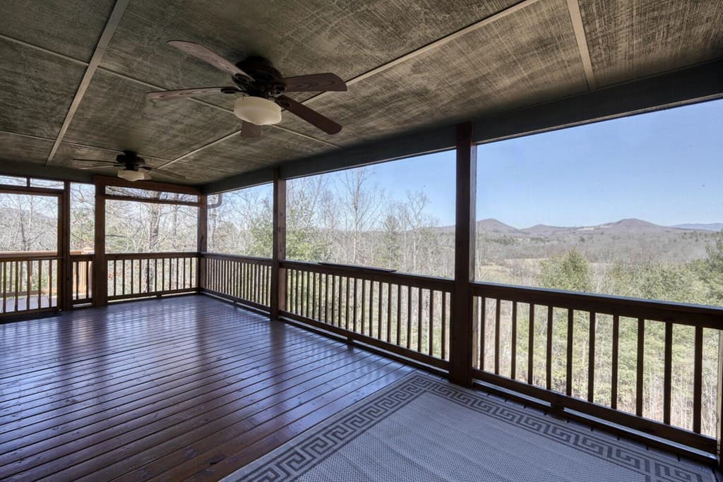 6129 Ruth Drive, Young Harris GA 30512 - Photo