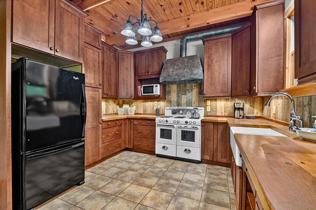 396 Dover Falls Trail, Ellijay GA 30540 - Photo