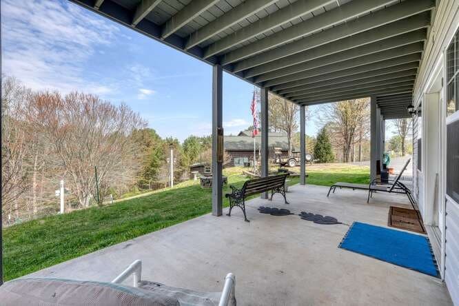 228 Brookhaven Drive, Blairsville GA 30512 - Photo
