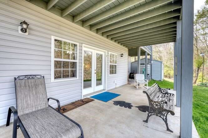 228 Brookhaven Drive, Blairsville GA 30512 - Photo