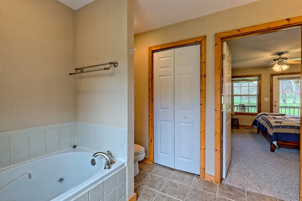 3556 River Front Lane, Hiawassee GA 30546 - Photo