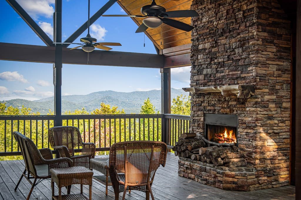 1150 Mountain High Drive, Mineral Bluff GA 30559 - Photo