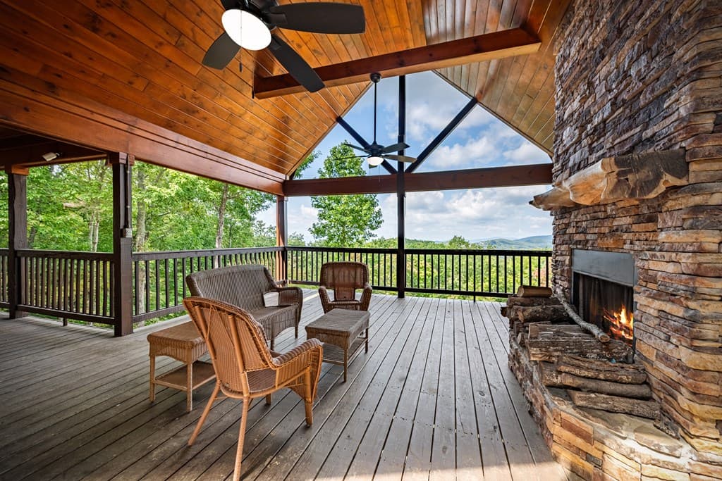 1150 Mountain High Drive, Mineral Bluff GA 30559 - Photo