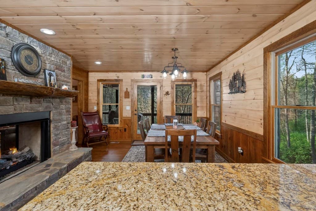327 Hooch Holler Lane, Morganton GA 30560 - Photo