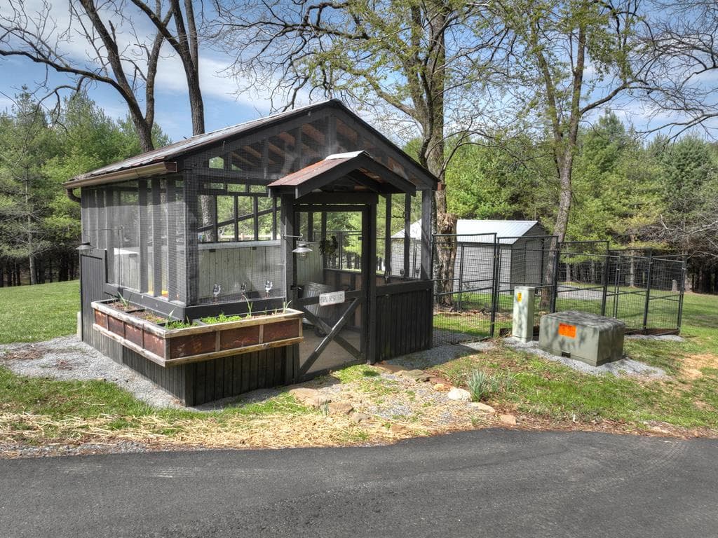 82 Indian Trace, Mineral Bluff GA 30559 - Photo