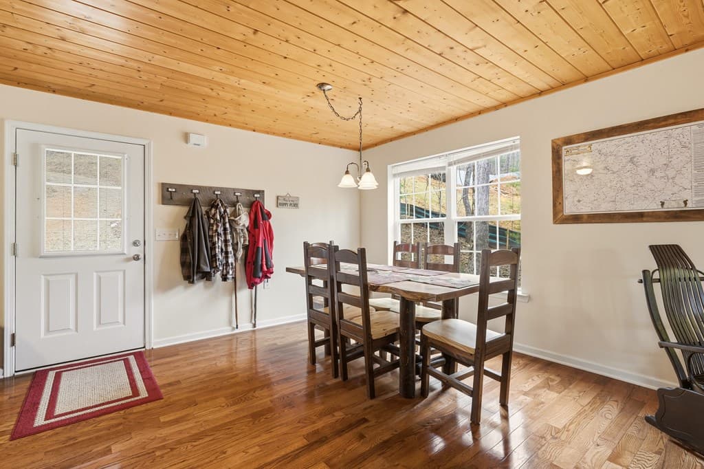 1914 Creekstone Lane, Young Harris GA 30582 - Photo