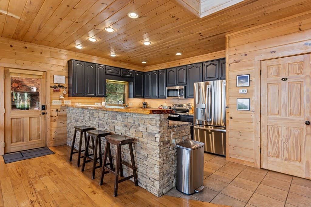 176 Katahdin Drive, Mineral Bluff GA 30559 - Photo