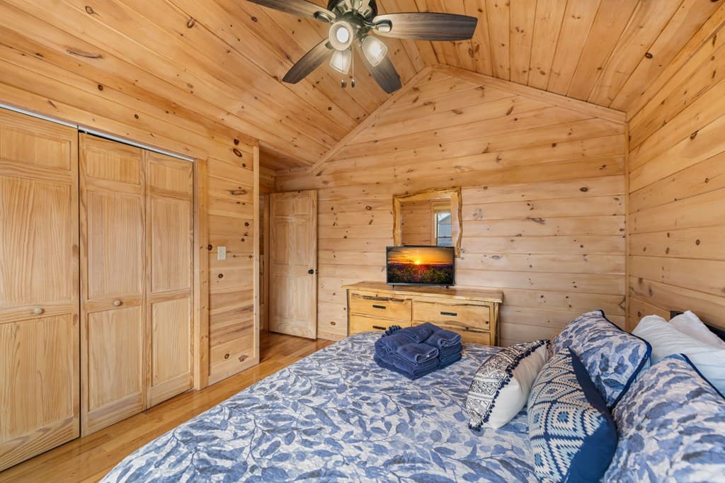 176 Katahdin Drive, Mineral Bluff GA 30559 - Photo