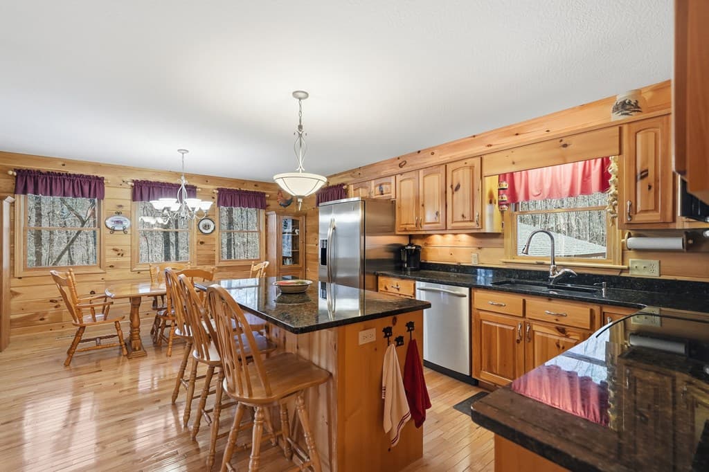106 Lemmon Drive, Ellijay GA 30540 - Photo