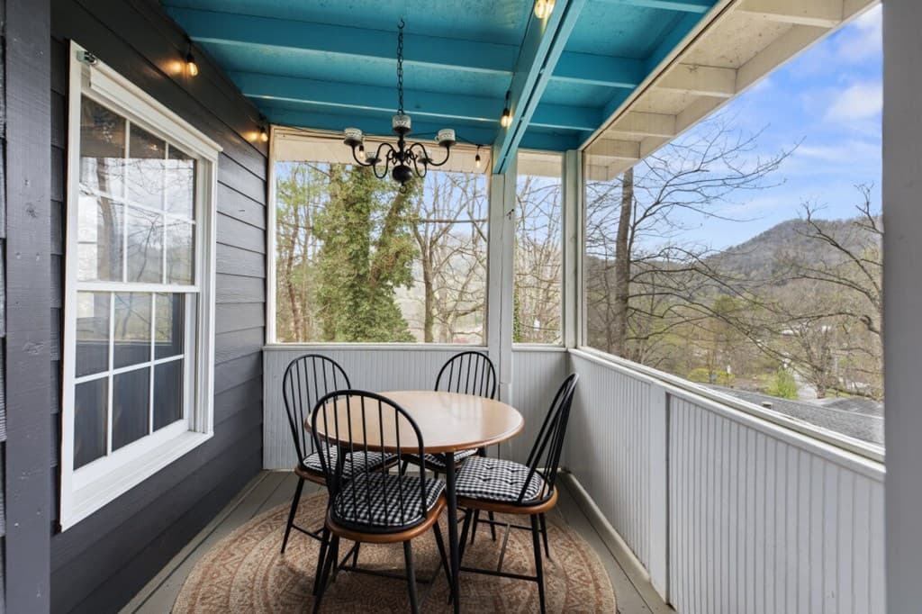 416 Electric Avenue, Clayton GA 30525 - Photo
