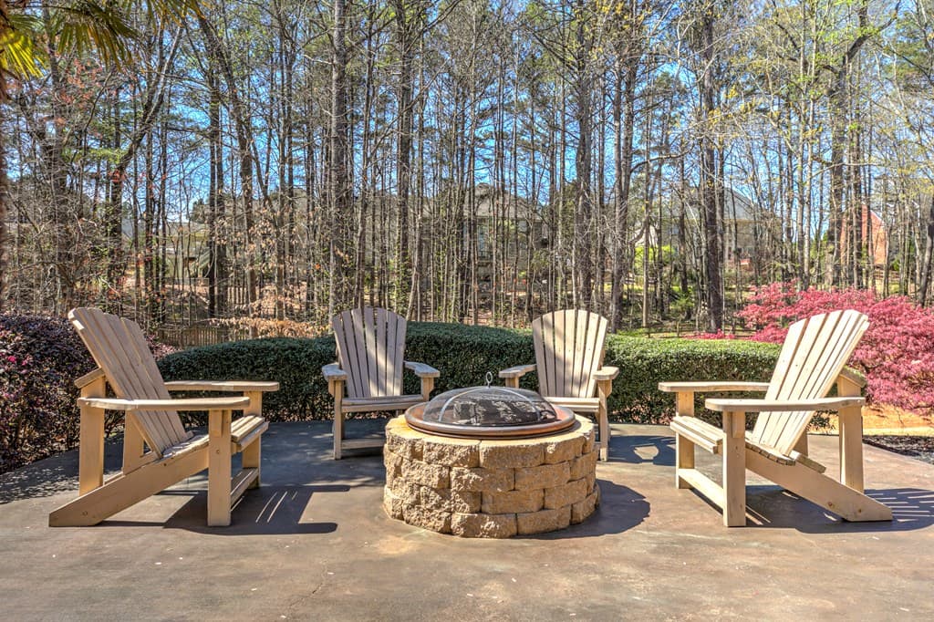 210 Golf Crest Drive, Acworth GA 30101 - Photo