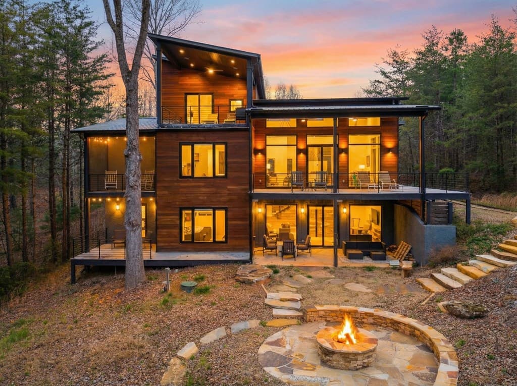 23 Lake Trail W, Hiawassee GA 30546 - Photo