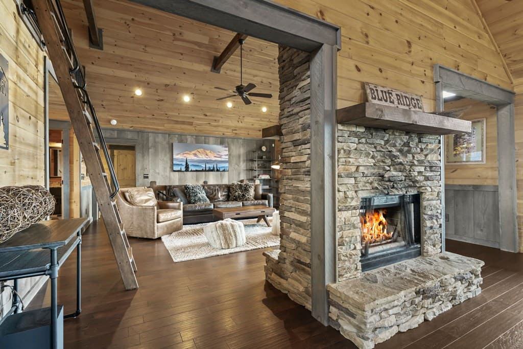 967 River Bend Lane, Blue Ridge GA 30513 - Photo