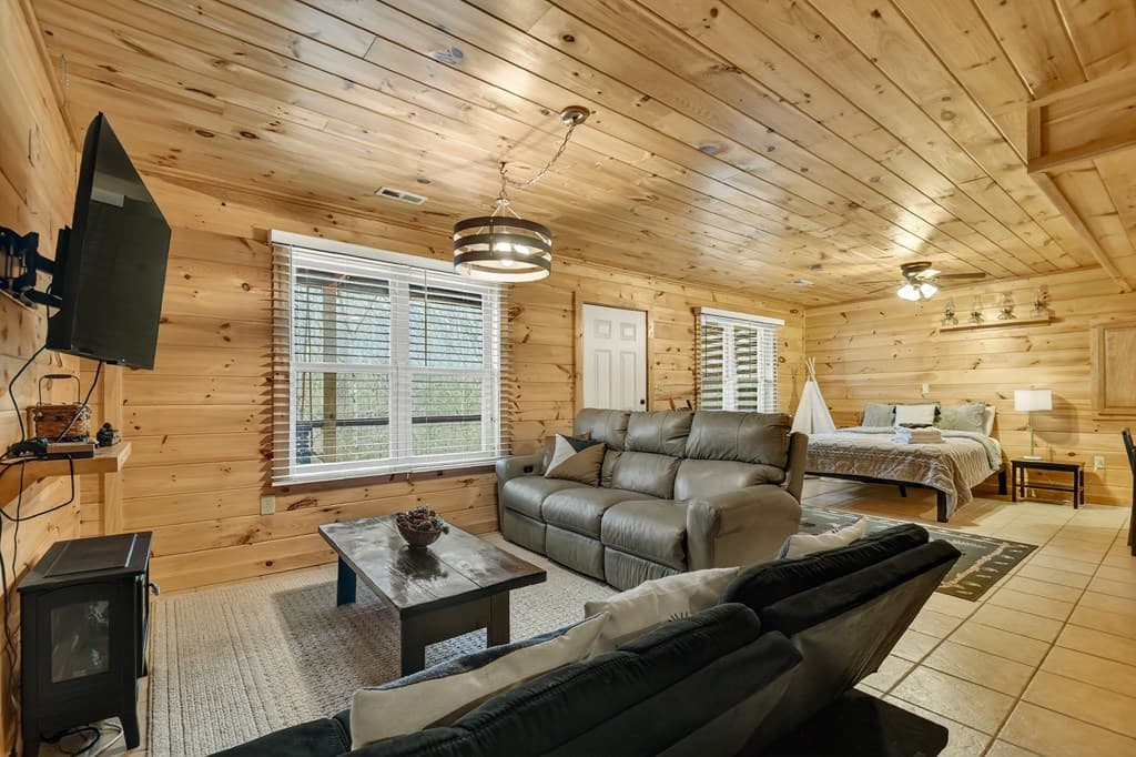 111 Roaring Creek Road, Epworth GA 30541 - Photo